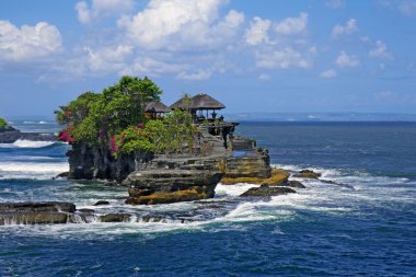 Pura tanah lot - tapınak Bali, Endonezya