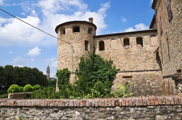 Castle of Agazzano. Emilia-Romagna. Italy. — Stock Photo, Image