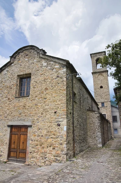 Aziz francesco Kilisesi. Bardi. Emilia-Romagna. İtalya. — Stok fotoğraf