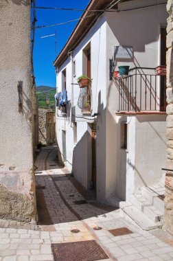 alleyway. pietramontecorvino. Puglia. İtalya.