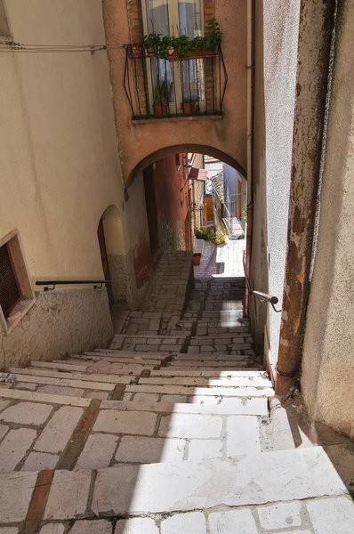 Alleyway. Pietramontecorvino. Puglia. Italy. — Stock Photo, Image