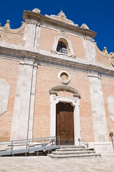 Igreja de Carmine. Lucera. Puglia. Itália . — Fotografia de Stock