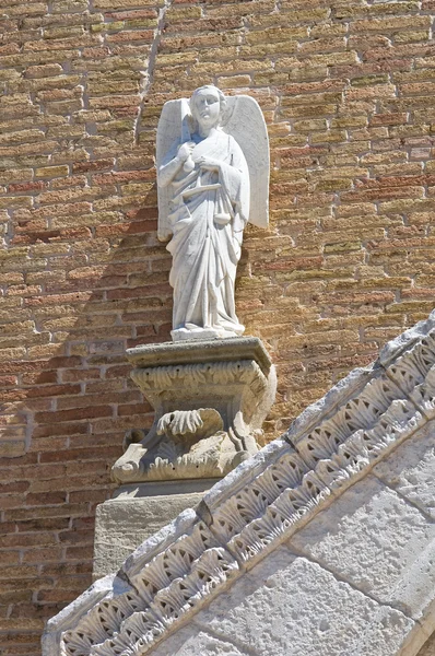 Βασιλική καθεδρικό ναό. Lucera. Puglia. Ιταλία. — Φωτογραφία Αρχείου
