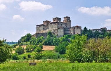 torrechiara Kalesi. Emilia-Romagna. İtalya.