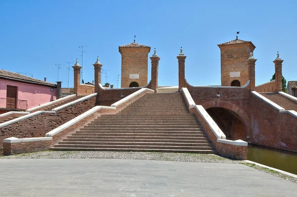 Trepponti Köprüsü. Comacchio. Emilia-Romagna. İtalya. — Stok fotoğraf