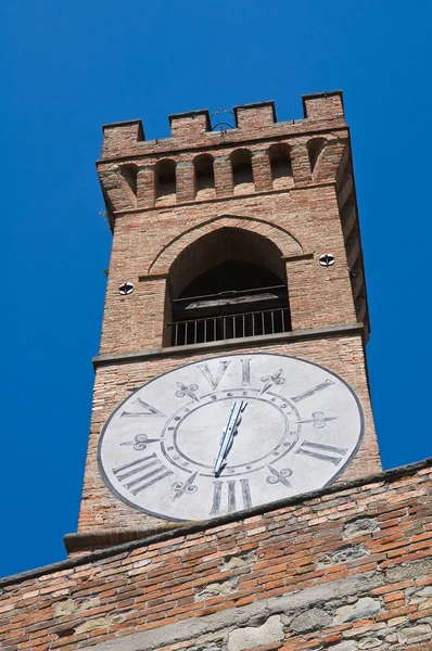 시계탑입니다. 브리 시 겔 라입니다. 에밀리 아 로마 냐입니다. 이탈리아. — 스톡 사진