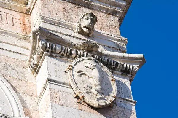 Klokkentoren st. george's Basiliek. Ferrara. Emilia-Romagna. Italië. — Stockfoto