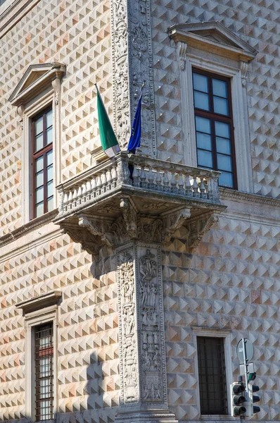 Diamond palace. Ferrara. Emilia-Romagna. Italien. — Stockfoto