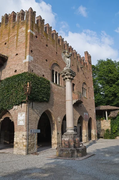 Institution Palace. Grazzano Visconti. Emilia-Romagna. Italy. — Stock Photo, Image