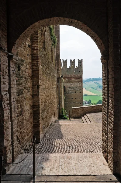 维斯康蒂的城堡。castell'arquato。艾米利亚-罗马涅区。意大利. — 图库照片