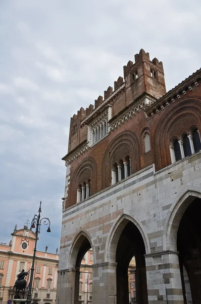 Town hall. Piacenza. Emilia-Romagna. Italy. — Stock Photo, Image