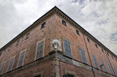 Saray Passarella Koleji. Piacenza. Emilia-Romagna. İtalya.