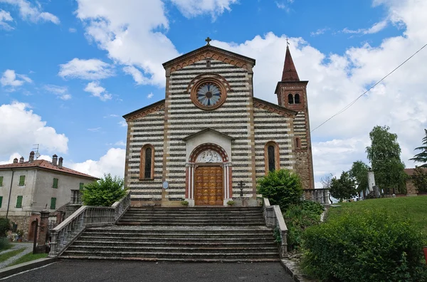 Церковь Святого Савино. Реццанелло. Эмилия-Романья. Италия . — стоковое фото