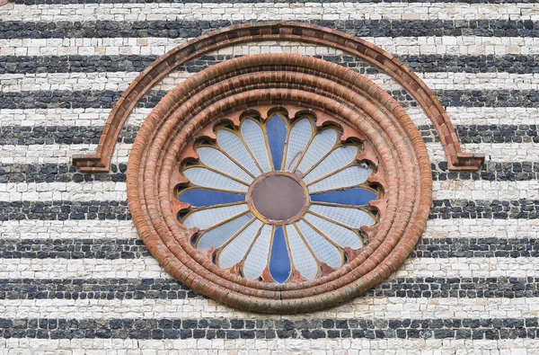 St. Savino Kirche. rezzanello. Emilia-Romagna. Italien. — Stockfoto