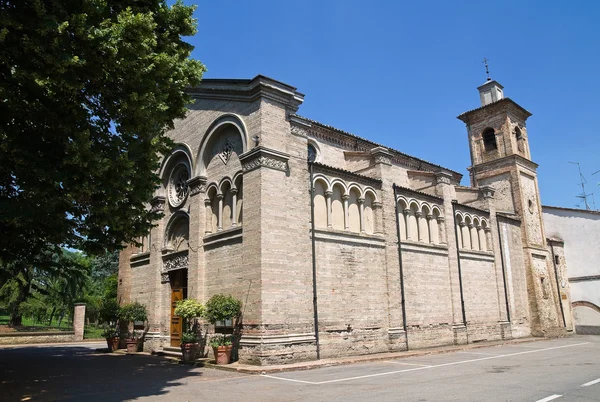 Kostel svatého quintino. Montechiarugolo. Emilia-Romagna. Itálie. — Stock fotografie