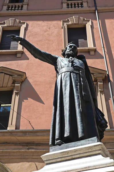 Ugo Bassi bronze statue. Bologna. Emilia-Romagna. Italy. — Stock Photo, Image