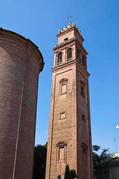 St. benedetto belltower církve. Ferrara. Emilia-Romagna. Itálie. — Stock fotografie