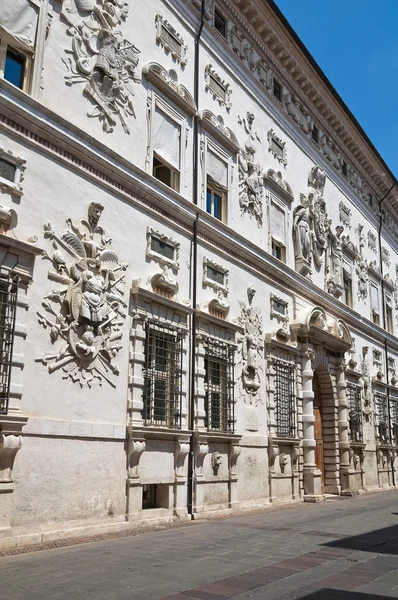 Bentivoglio Palace. Ferrara. Emilia-Romagna. Italy. — Stock Photo, Image