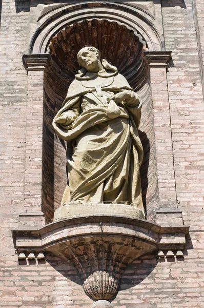 圣多米尼克教堂。费拉拉。艾米利亚-罗马涅。意大利. — 图库照片