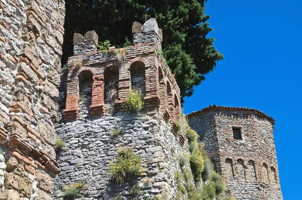 蒙特贝罗的城堡。艾米利亚-罗马涅。意大利. — 图库照片