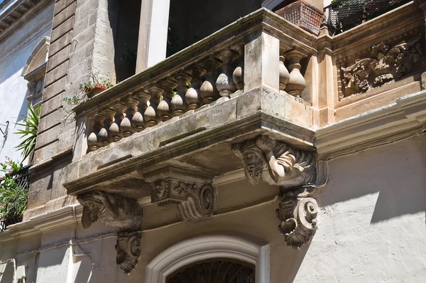 Historiskt palats. Oria. Puglia. Italien. — Stockfoto
