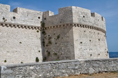 monte sant'angelo Kalesi. Puglia. İtalya.