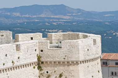 monte sant'angelo Kalesi. Puglia. İtalya.