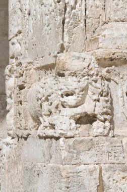 monte sant'angelo sığınak. Puglia. İtalya.