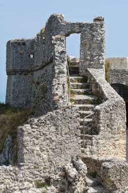 monte sant'angelo Kalesi. Puglia. İtalya.