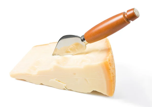 ナイフとパルメザン チーズの作品. — ストック写真