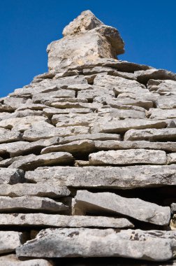 Alberobello 'nun çardağı. Puglia. İtalya..