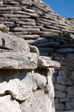 Alberobello 'nun çardağı. Puglia. İtalya..