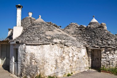 Alberobello 'nun çardağı. Puglia. İtalya..