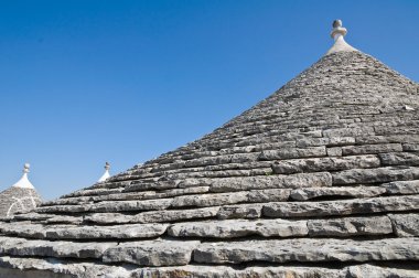 Alberobello 'nun çardağı. Puglia. İtalya..