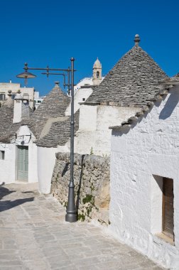 Alberobello 'nun çardağı. Puglia. İtalya..