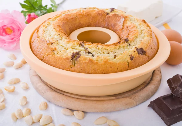 Ring-shaped cake. — Stock Photo, Image