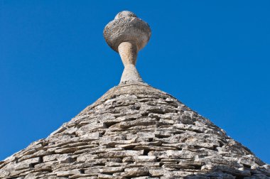 Alberobello 'nun çardağı. Puglia. İtalya..