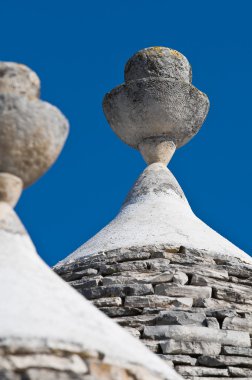 Alberobello 'nun çardağı. Puglia. İtalya..