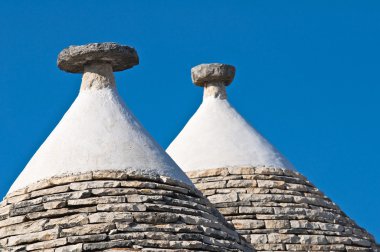 Alberobello 'nun çardağı. Puglia. İtalya..