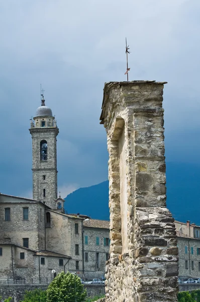 Púpos híd. Bobbio. Emilia-Romagna. Olaszország. — Stock Fotó