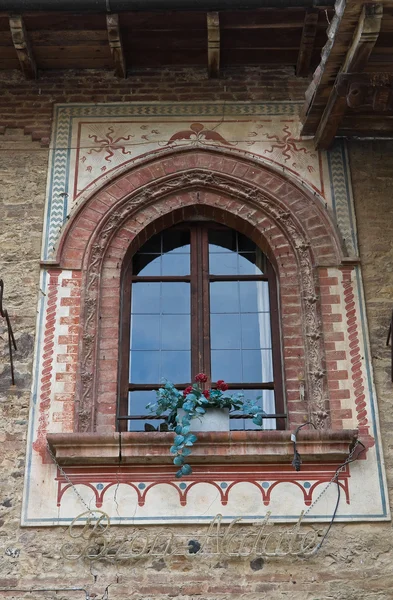 Typisches Haus. grazzano visconti. Emilia-Romagna. Italien. — Stockfoto