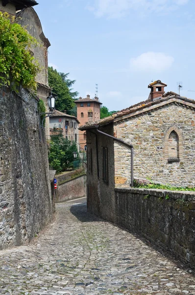 Para o beco. Castell 'arquato. Emilia-Romagna. Itália . — Fotografia de Stock