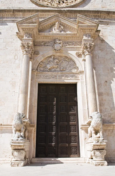 Katedrála svatého Jana. Acquaviva delle fonti. Puglia. Itálie. — Stock fotografie