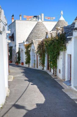 Alberobello 'nun çardağı. Puglia. İtalya..