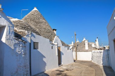 Alberobello 'nun çardağı. Puglia. İtalya..