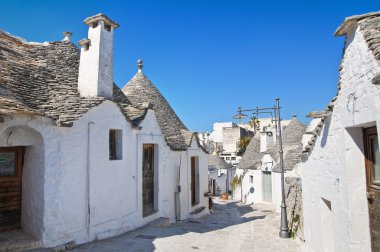 Alberobello 'nun çardağı. Puglia. İtalya..