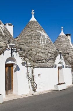 Alberobello 'nun çardağı. Puglia. İtalya..