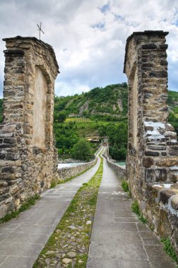 Kambur Köprüsü. Bobbio. Emilia-Romagna. İtalya.