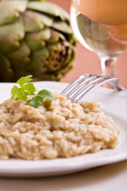 ENGİNARLI risotto.