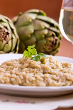 ENGİNARLI risotto.